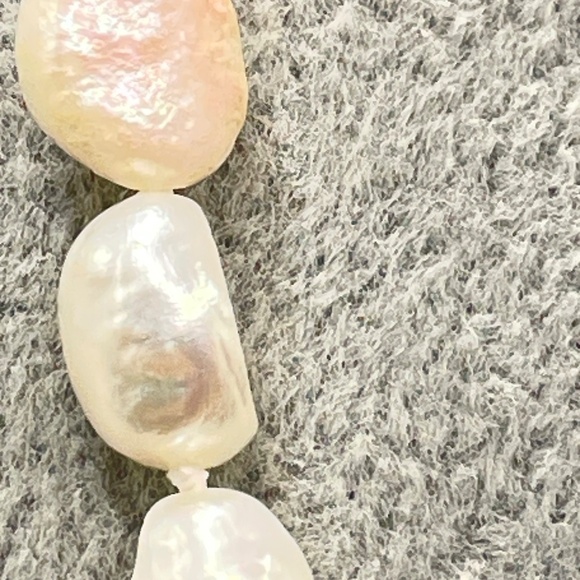 Iris & Lily London New Freshwater Pearl Gemstone Rhinestone Long Necklace - Picture 16 of 16